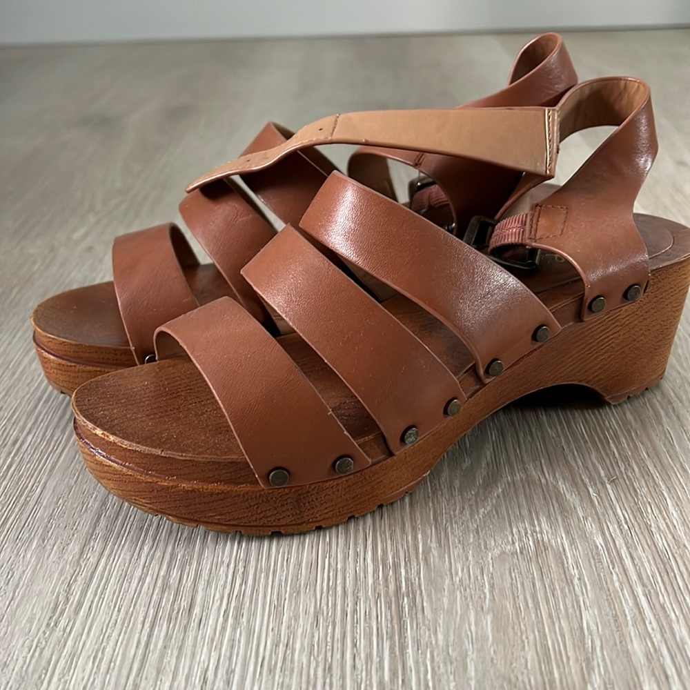 Brown Clog Sandals